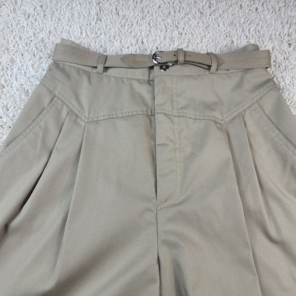 Vintage High Waisted Mom Short. Size 10. Taupe - Picture 5 of 9